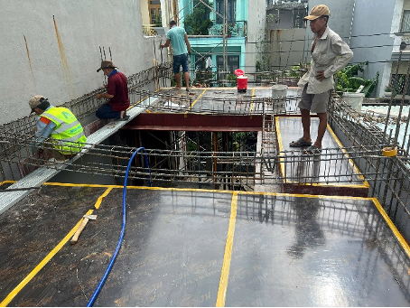 Lắp đặt thép dầm, sàn tầng 3